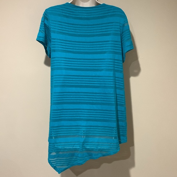 B. Design top - Picture 5 of 12